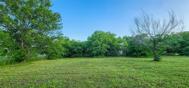$98,500 | 1311 County Road 702, Alvarado, TX 76009