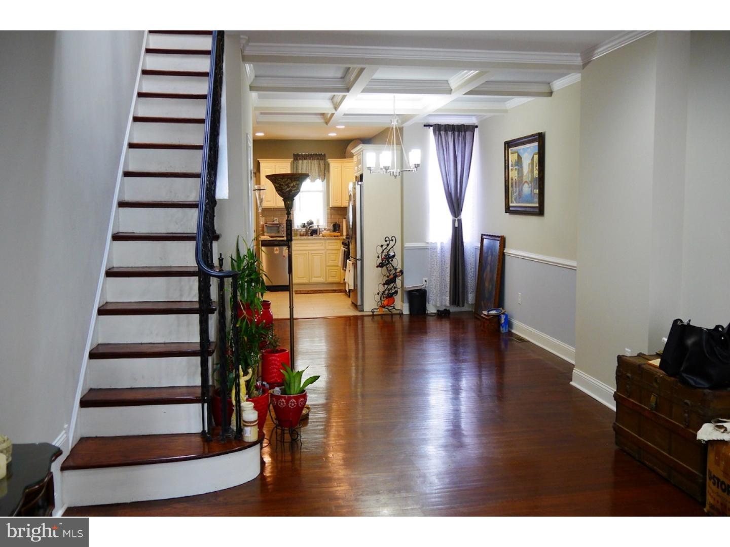 730 Wynnewood Road Philadelphia, PA 19151 - Photo 3 of 23 Living Room