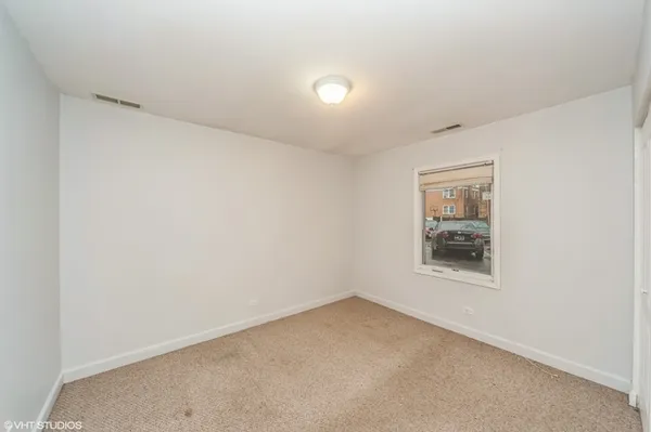 $189,900 | 3447 Ridgeland Avenue, Unit 103, Berwyn, IL 60402