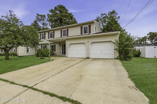 $549,000 | 829 Mizzen Avenue, Beachwood, NJ 08722