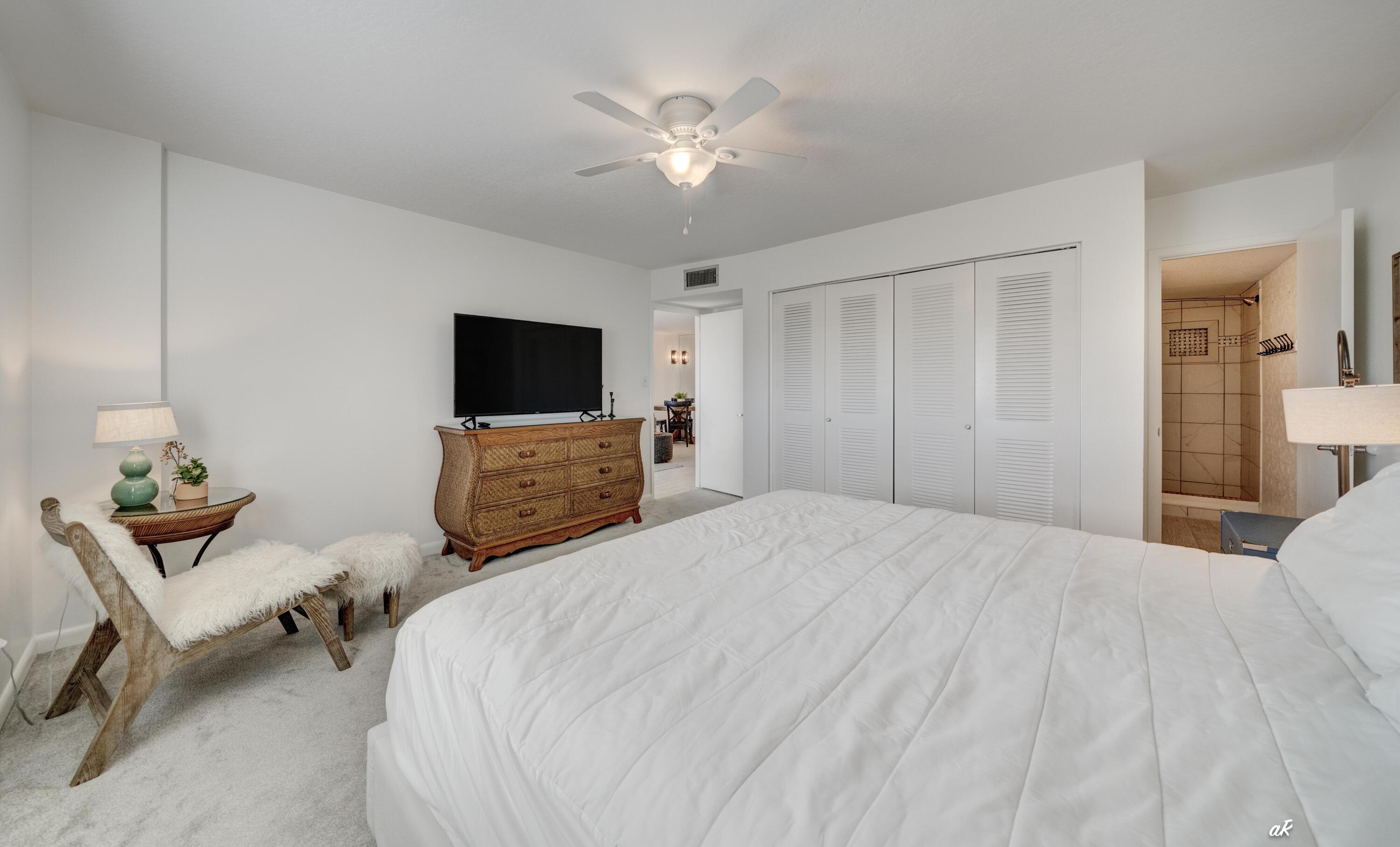 30 Moreno Point Road, Unit 404A Destin, FL 32541 - Photo 22 of 52 2nd bedroom
