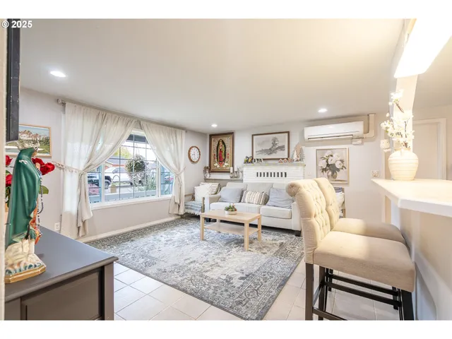 $385,000 | 2440 Vallejo Street Northeast, Salem, OR 97301