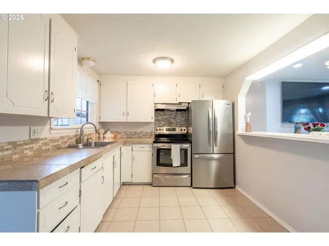 $385,000 | 2440 Vallejo Street Northeast, Salem, OR 97301