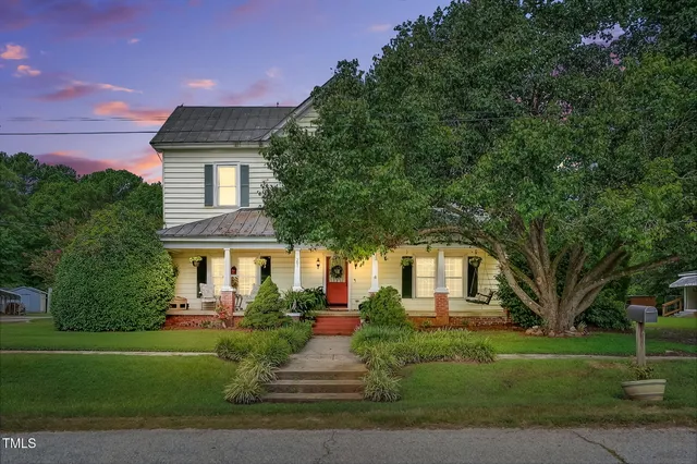 $229,000 | 301 2nd Street, Spring Hope, NC 27882