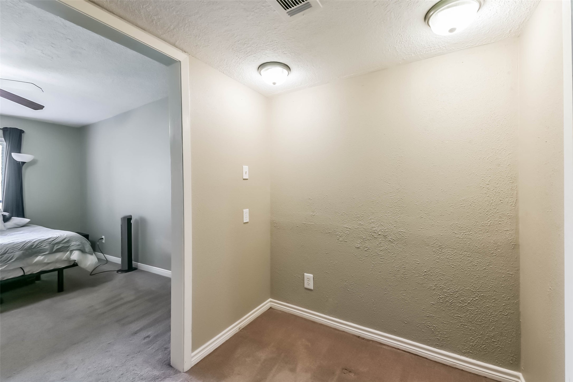 15919 Golf Club Drive, Unit 215 Crosby, TX 77532 - Photo 6 of 16 a bathroom with a sink