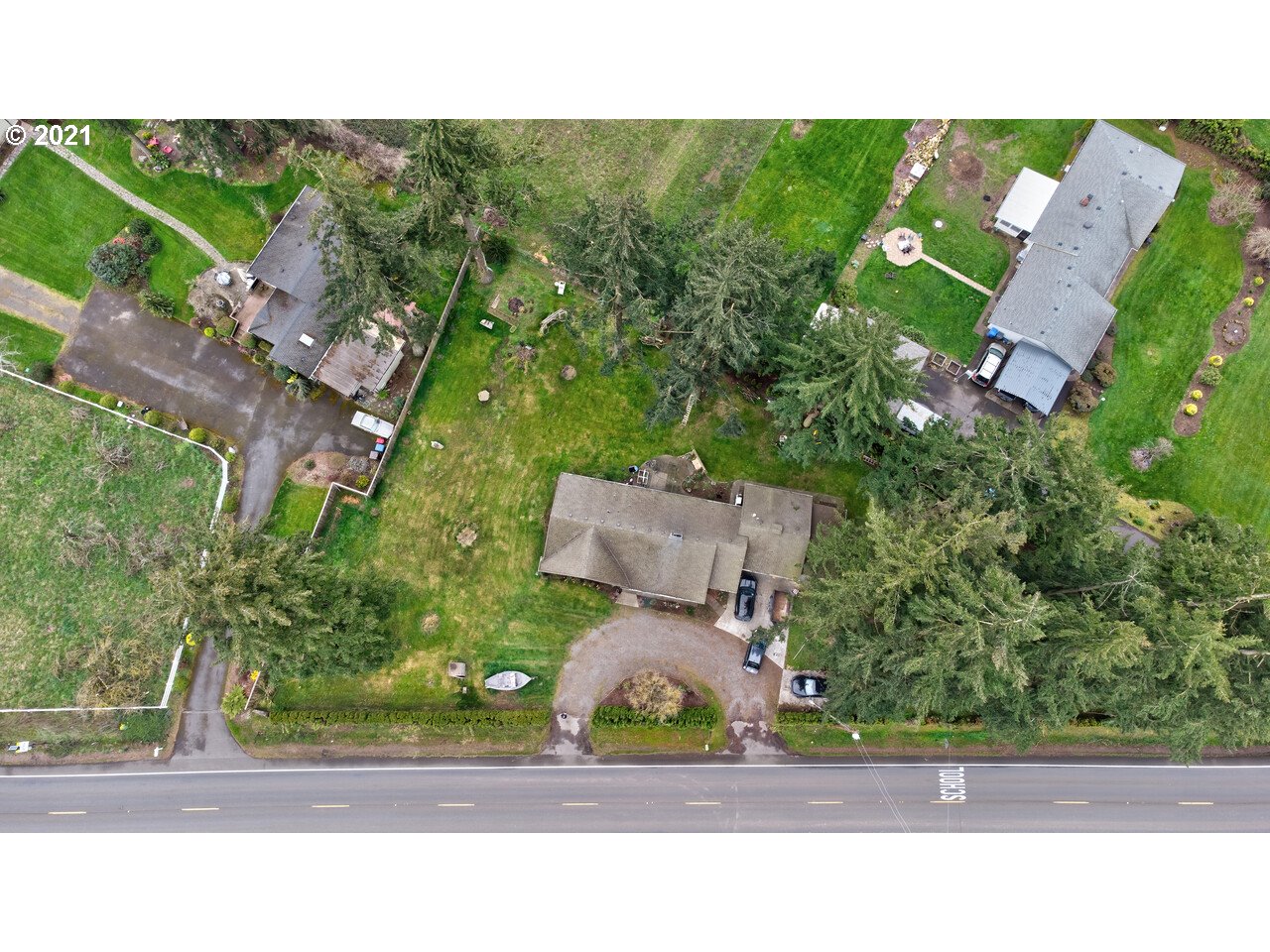 5674 Hazelgreen Road Northeast Salem, OR 97305 - Photo 8 of 29 Gallery Image 8