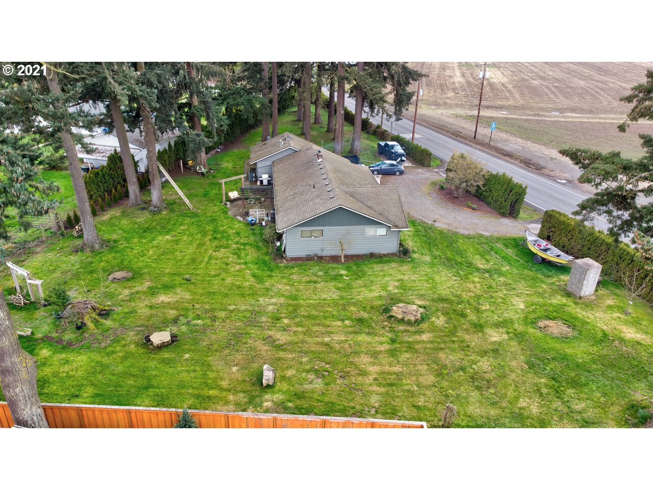 5674 Hazelgreen Road Northeast Salem, OR 97305 - Photo 9 of 29 Gallery Image 9