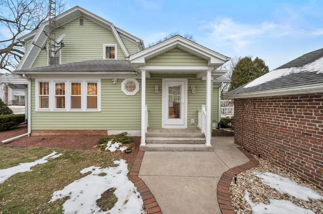 $289,900 | 306 North Main Street, Orfordville, WI 53576