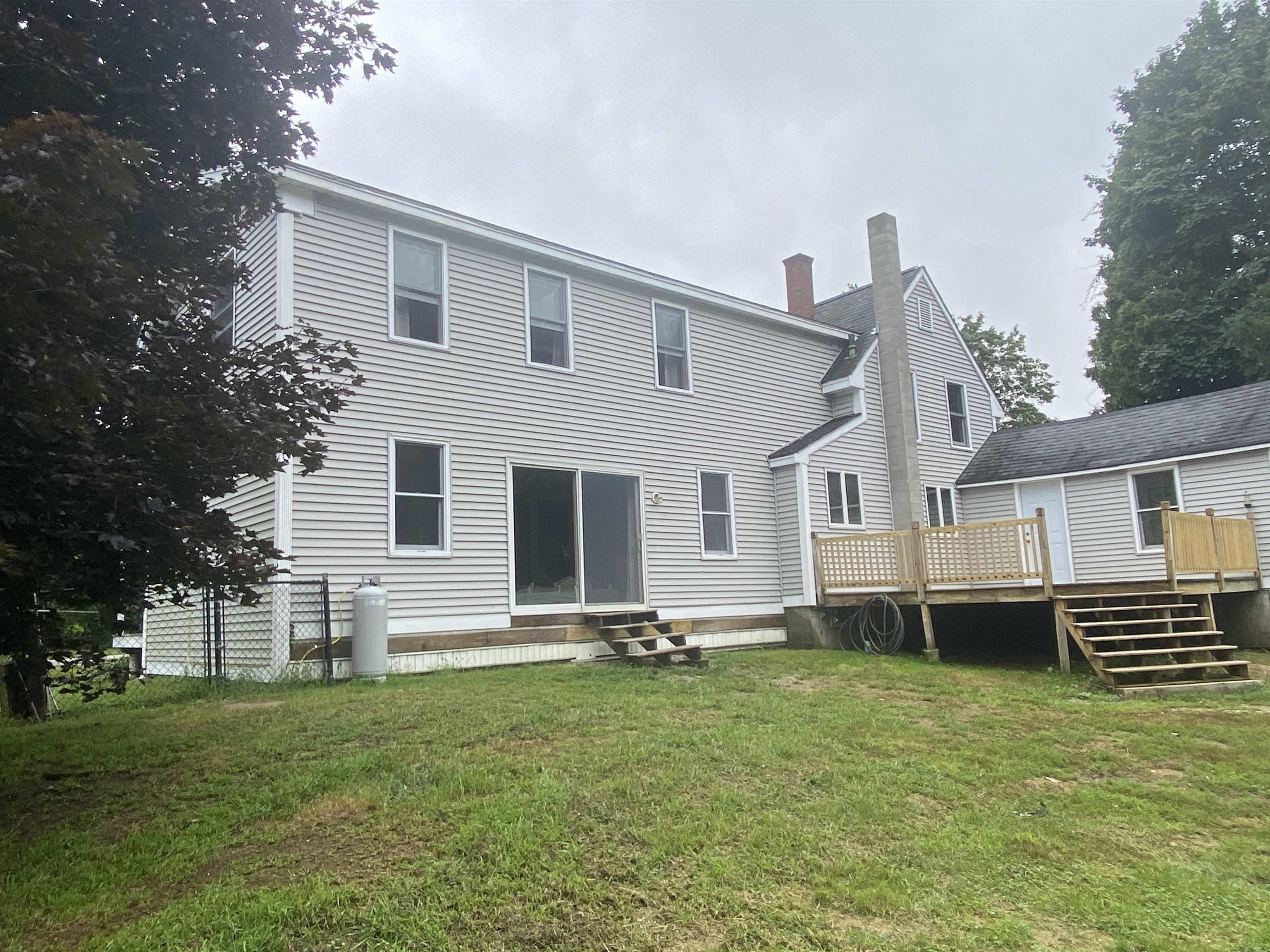 41 St Laurent Street Epping, NH 03042 - Photo 29 of 36