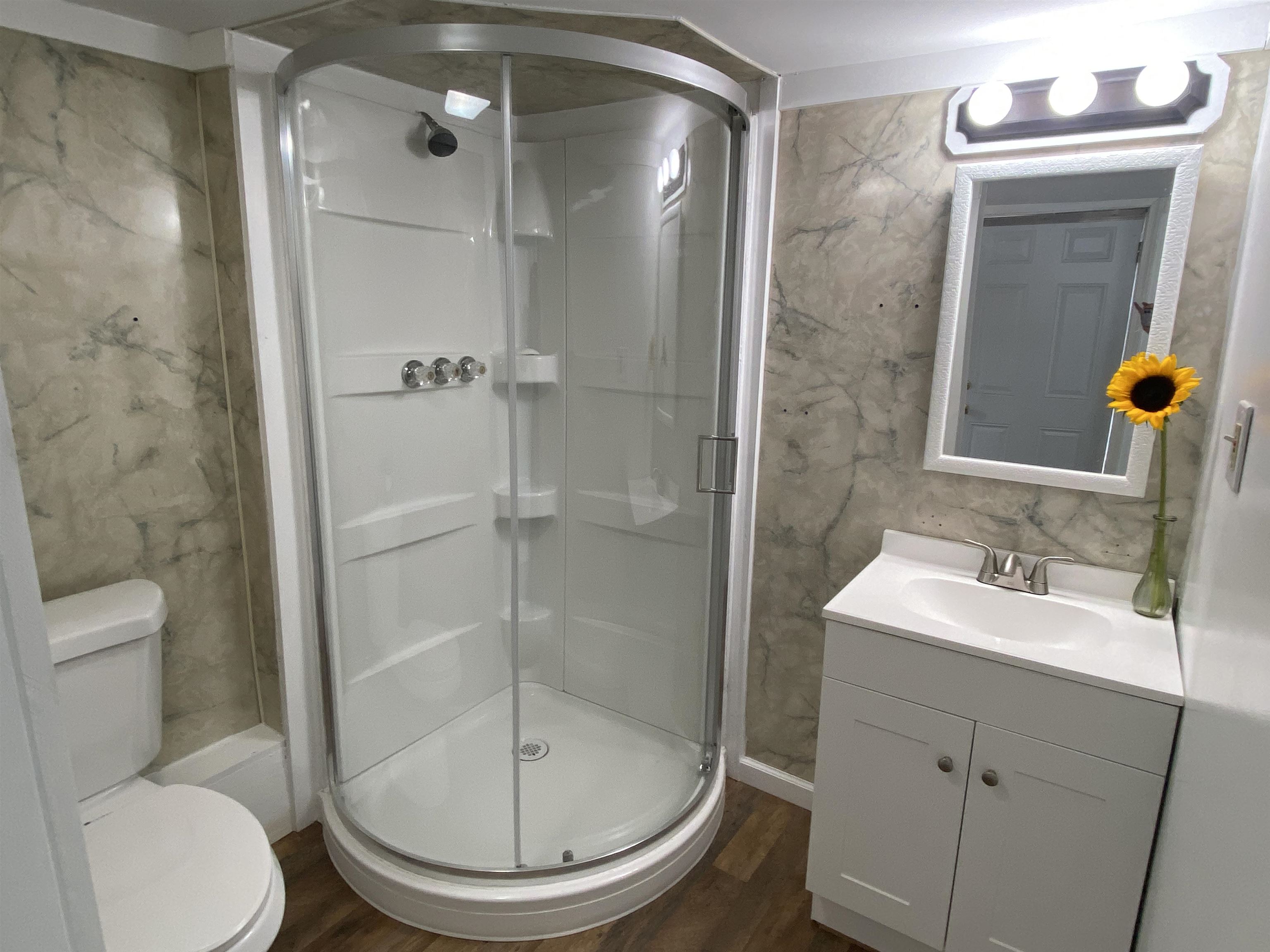 41 St Laurent Street Epping, NH 03042 - Photo 6 of 36