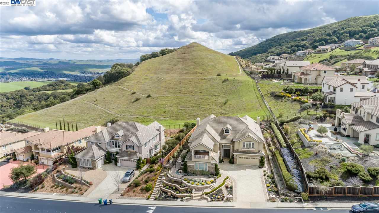 Undisclosed Address San Ramon, CA 94583 - Photo 5 of 14 an aerial view of a house with a garden