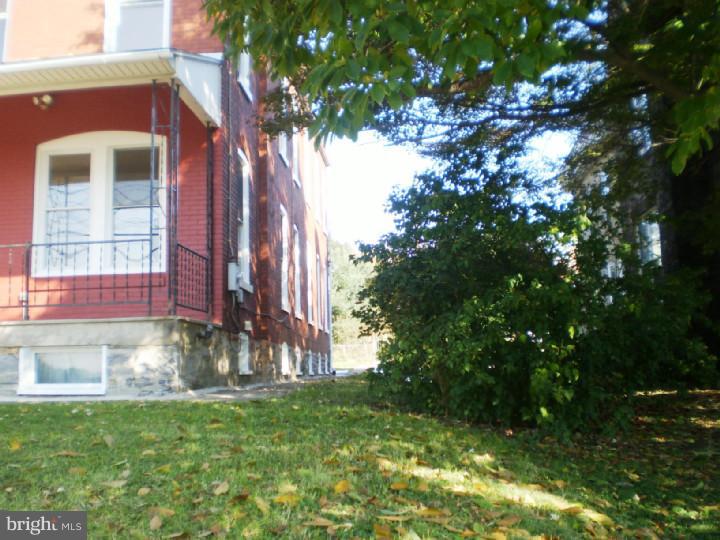 2905 Kutztown Road Reading, PA 19605 - Photo 19 of 20 Exterior Side