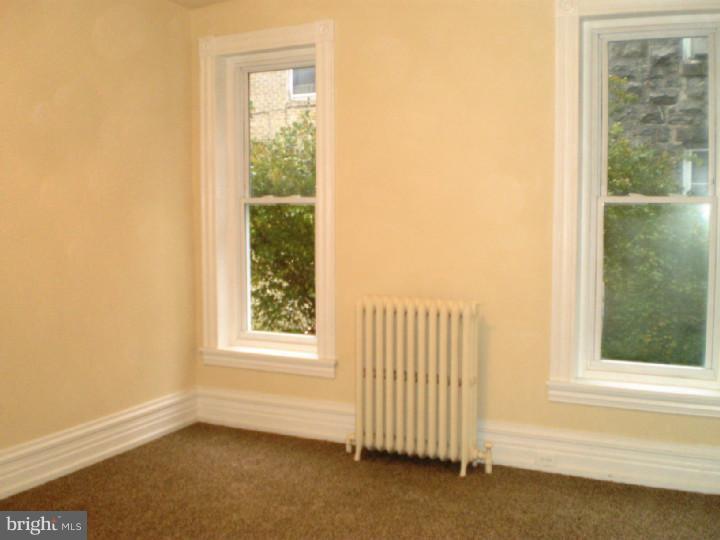 2905 Kutztown Road Reading, PA 19605 - Photo 4 of 20 Dining Room