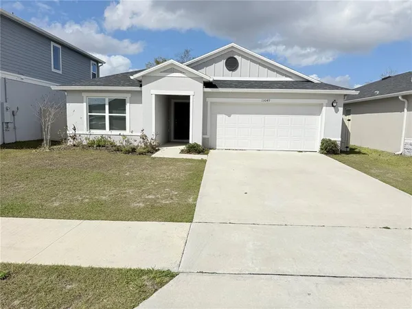 $2,600 | 13049 Thatch Palm Way, Orlando, FL 32828