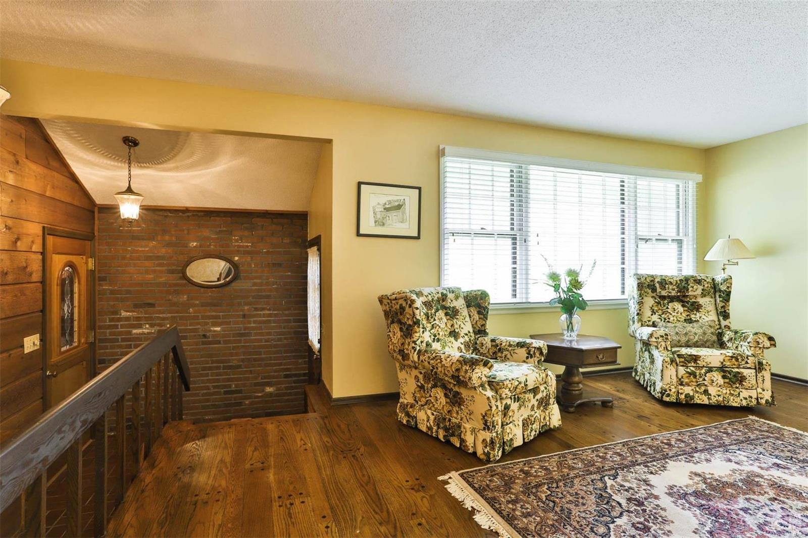 1425 Pond Road Wildwood, MO 63038 - Photo 3 of 39 Gallery Image 3