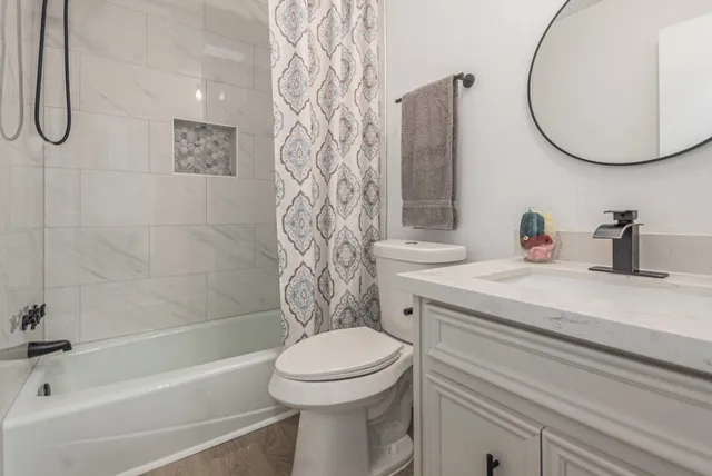 $2,850 | 4334 Lake Grove Drive, Seabrook, TX 77586