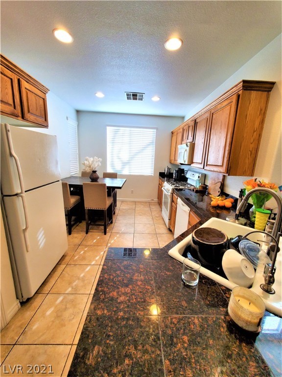 8165 Altamont Ridge Street Las Vegas, NV 89113 - Photo 8 of 14 Gallery Image 8