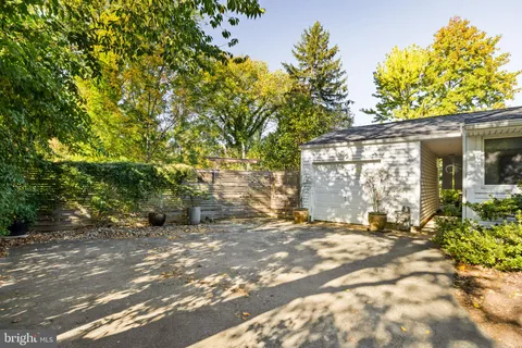 $615,000 | 303 Glenway Road, Glenside, PA 19038