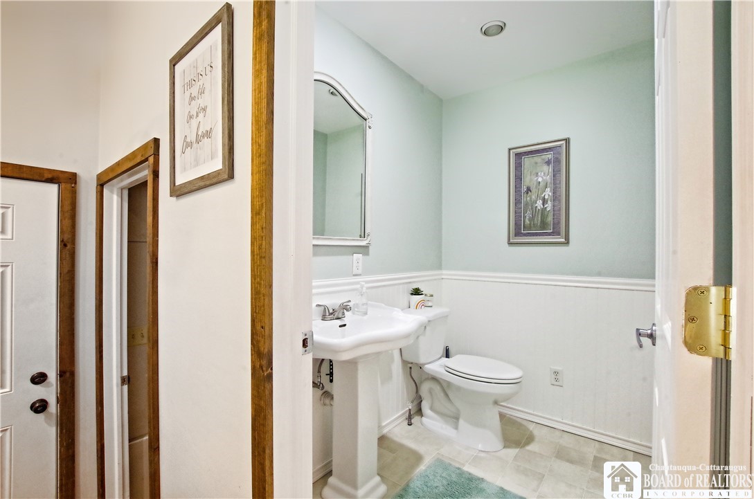 278 Manchester Road Jamestown, NY 14701 - Photo 37 of 41