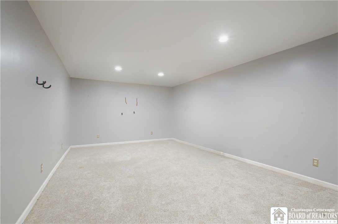 278 Manchester Road Jamestown, NY 14701 - Photo 38 of 41