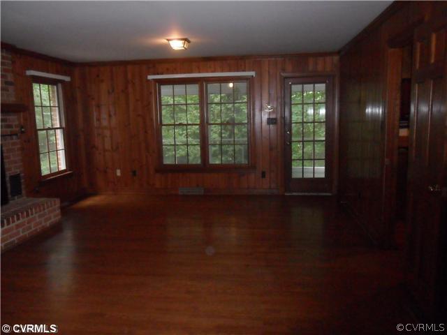 11532 Poplar Ridge Road North Chesterfield, VA 23236 - Photo 4 of 7 a view of a room with wooden floor and windows