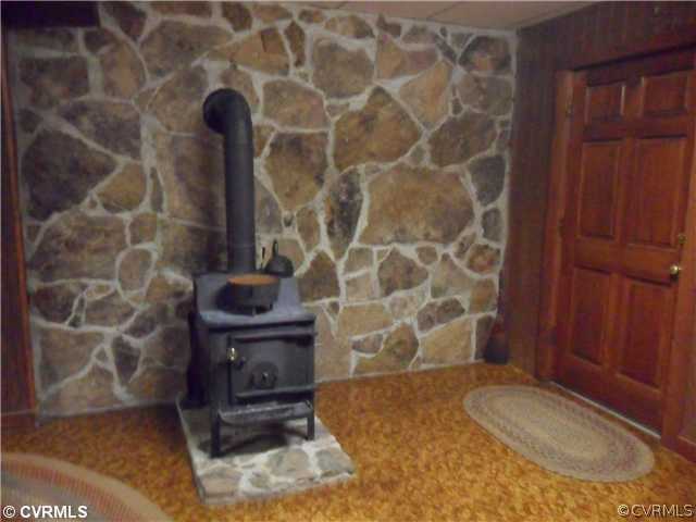 11532 Poplar Ridge Road North Chesterfield, VA 23236 - Photo 6 of 7 a bathroom with a sink and a mirror