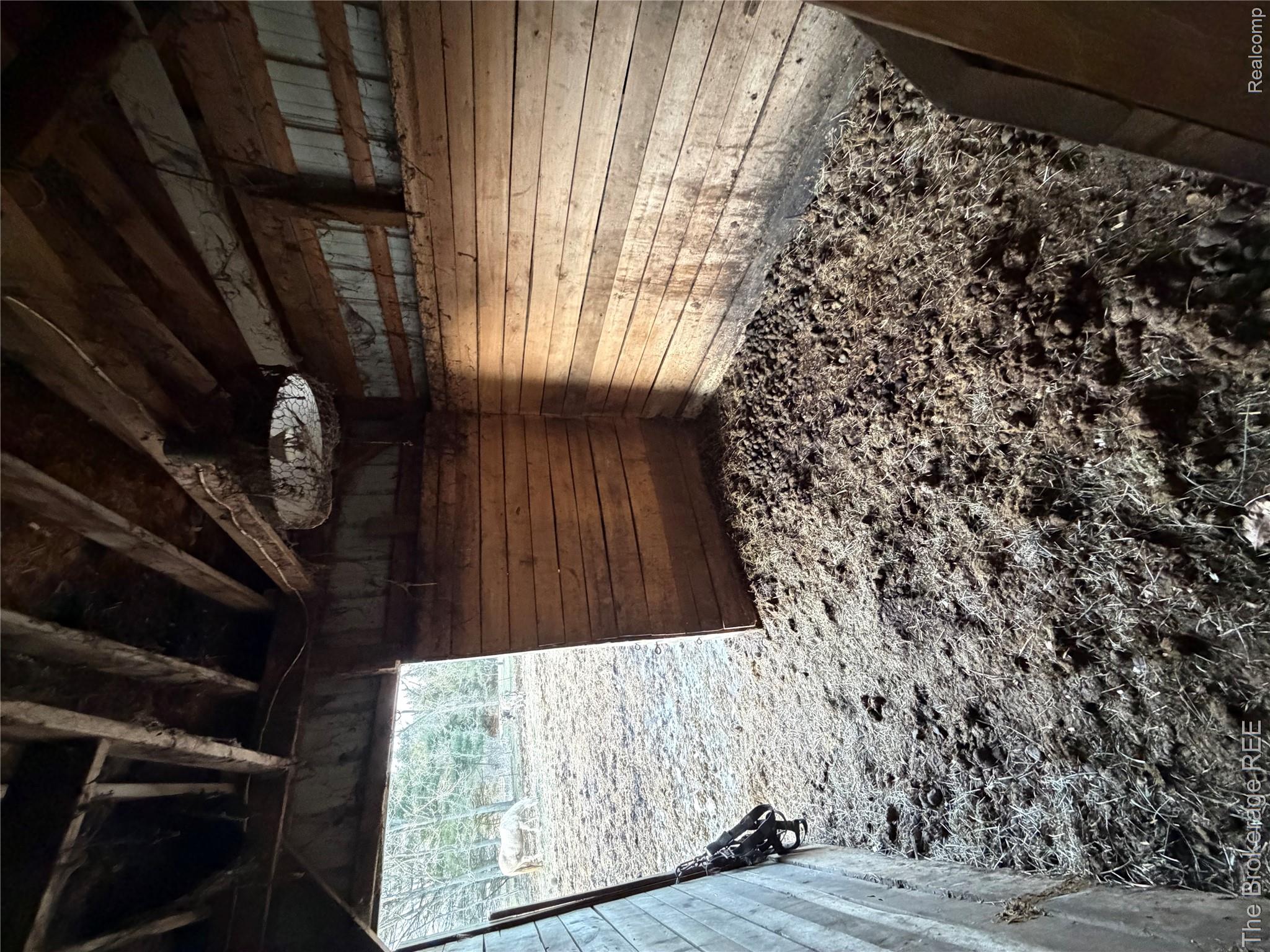 13405 Fagan Road Holly, MI 48442 - Photo 14 of 57 View of stable