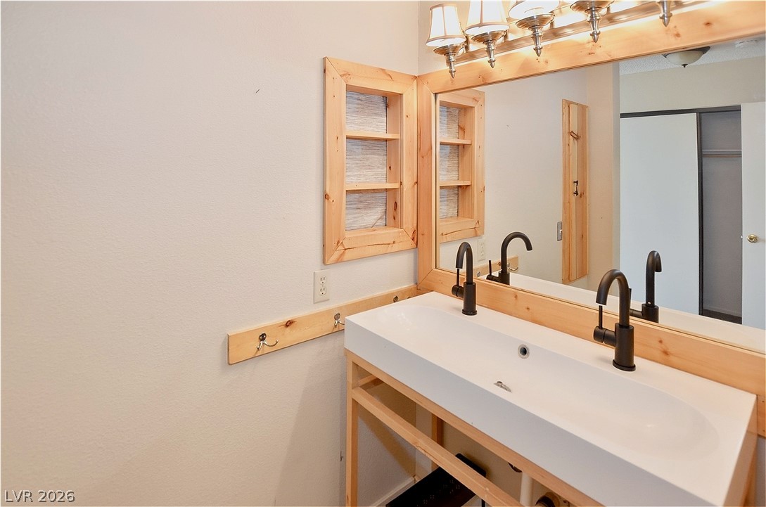 7709 Kalmalii Avenue Las Vegas, NV 89147 - Photo 27 of 37