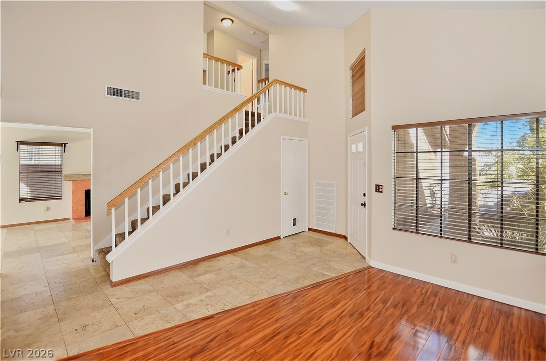 7709 Kalmalii Avenue Las Vegas, NV 89147 - Photo 3 of 37