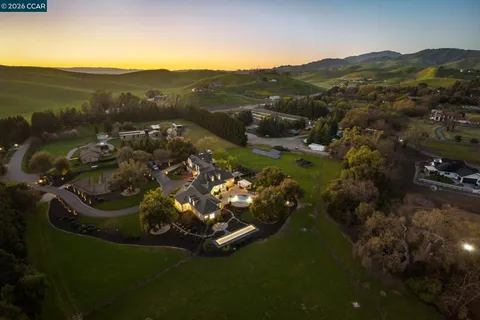 $6,698,800 | 5401 Penny Lane, Danville, CA 94506
