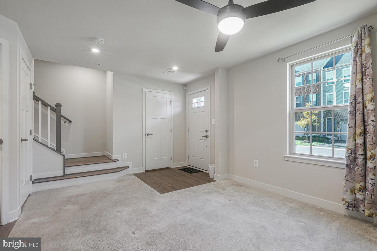 14934 Ring House Road Brandywine, MD 20613 - Photo 5 of 34 a view of an empty room with a window