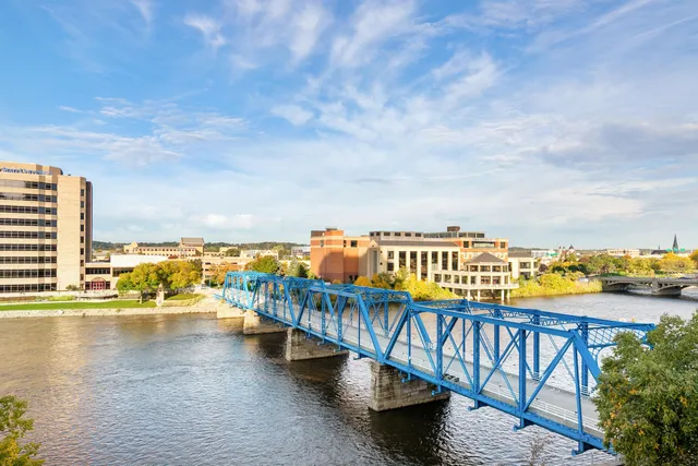 $399,000 | 33 Campau Avenue Northwest, Unit 2704, Grand Rapids, MI 49503