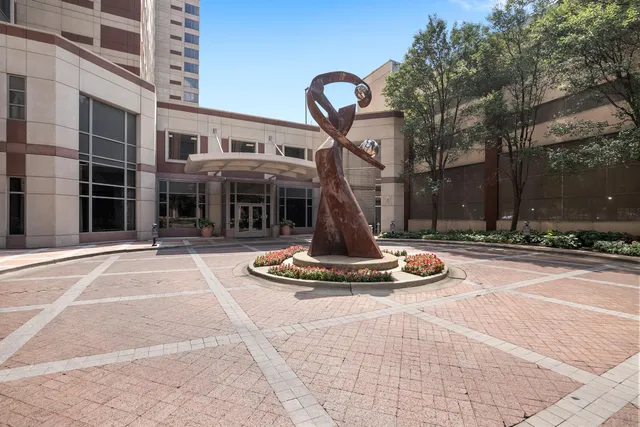 $399,000 | 33 Campau Avenue Northwest, Unit 2704, Grand Rapids, MI 49503