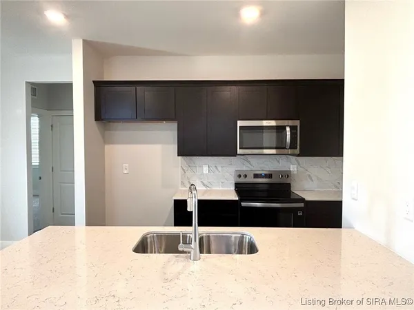 $294,080 | 3016 Grace Marie Way, New Albany, IN 47150