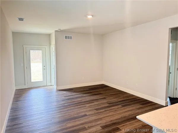 $294,080 | 3016 Grace Marie Way, New Albany, IN 47150