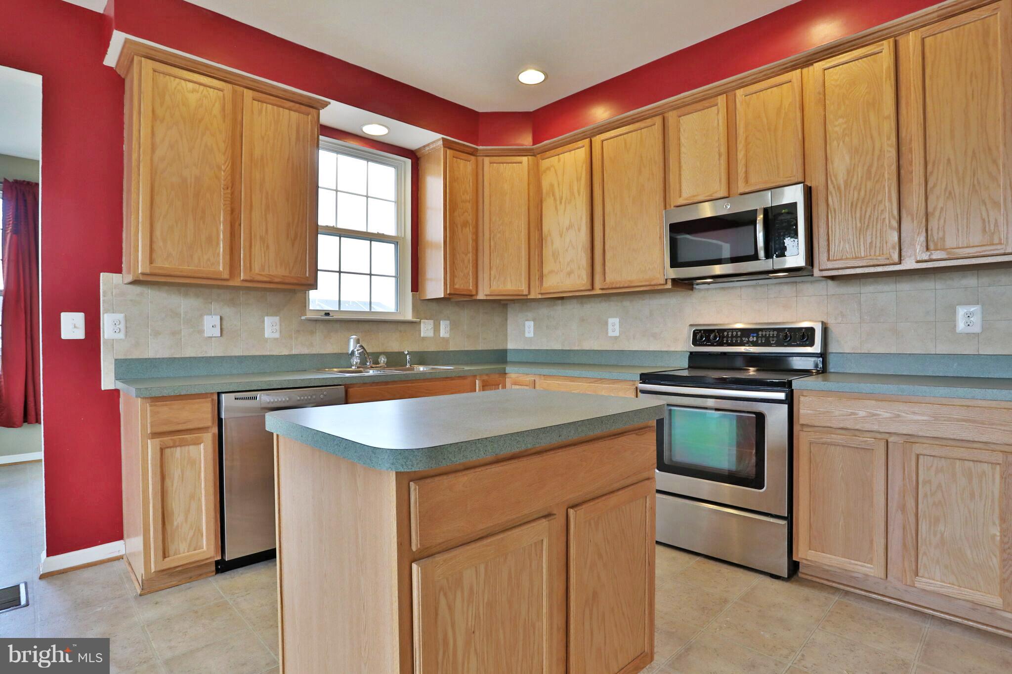 12925 Yellow Jacket Road Hagerstown, MD 21740 - Photo 21 of 29 Kitchen