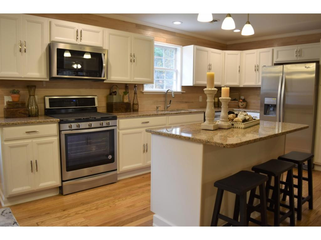 115 Carter Branch Road Elizabethton, TN 37643 - Photo 9 of 36 Photo 9