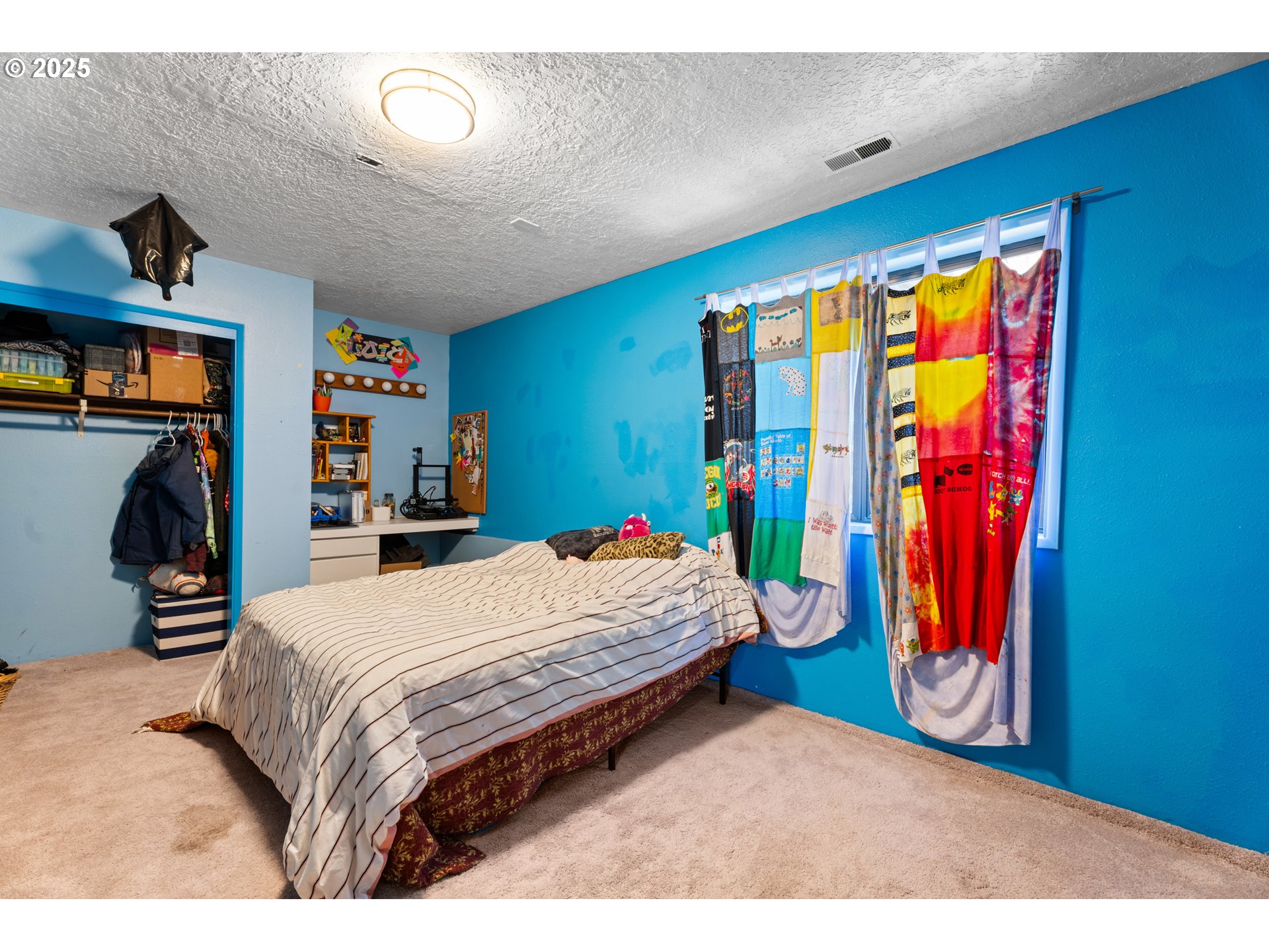 35650 Southeast Barnum Road Sandy, OR 97055 - Photo 31 of 35 a bedroom with a bed and a window