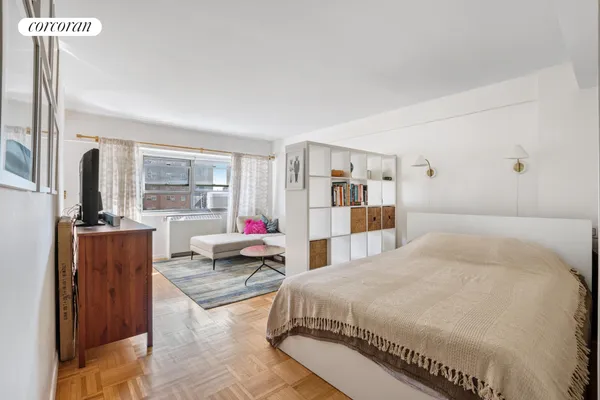 $400,000 | 235 Adams Street, Unit 9K | Downtown Brooklyn