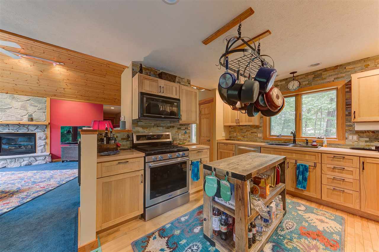 9875 Martin Road Honor, MI 49640 - Photo 11 of 40 1848905-10.JPG