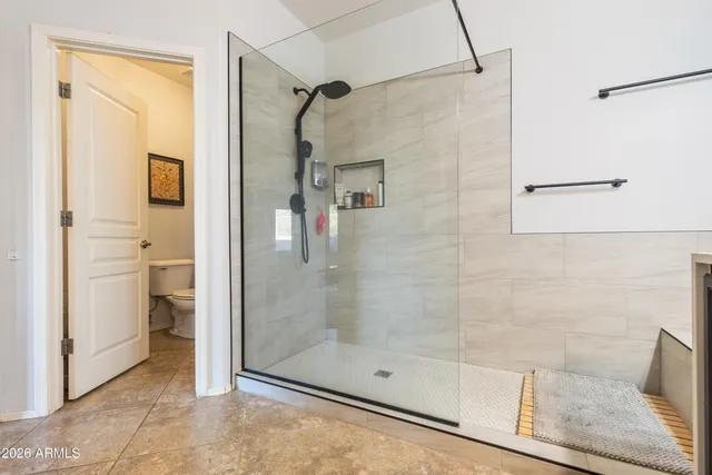 $759,900 | 6530 West Bent Tree Drive, Phoenix, AZ 85083