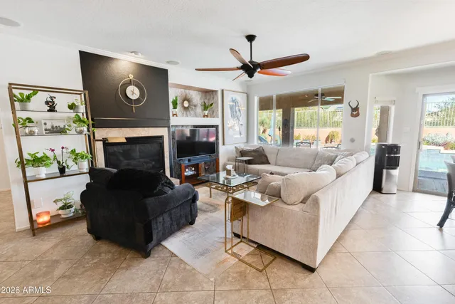 $759,900 | 6530 West Bent Tree Drive, Phoenix, AZ 85083