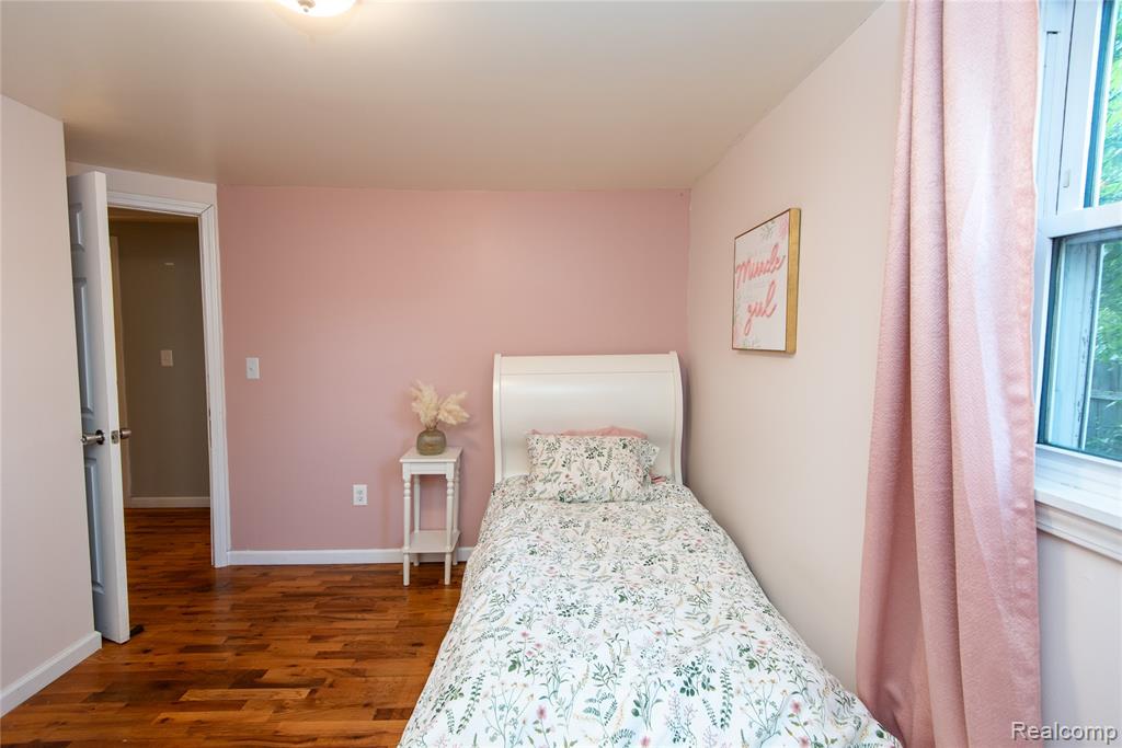 4034 North Genesee Road Flint, MI 48506 - Photo 26 of 36