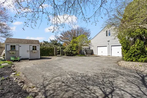 $1,750,000 | 40 Little Harbor Road, Tiverton, RI 02878
