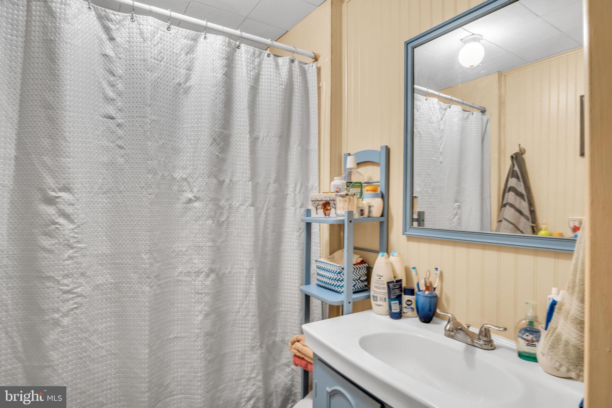 2423 Schoolhouse Road Middletown, PA 17057 - Photo 16 of 37 Gallery Image 16