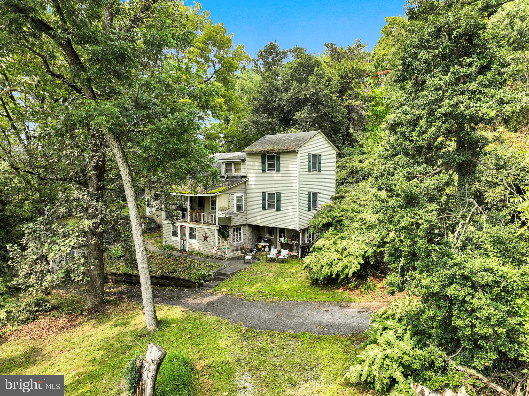 2423 Schoolhouse Road Middletown, PA 17057 - Photo 10 of 37 Gallery Image 10