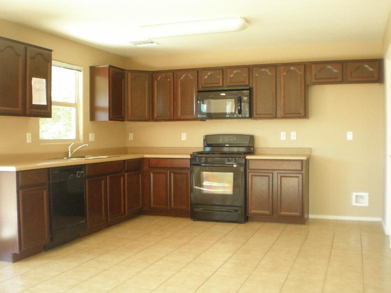 17777 West Red Bird Road Surprise, AZ 85387 - Photo 2 of 8 KITCHEN