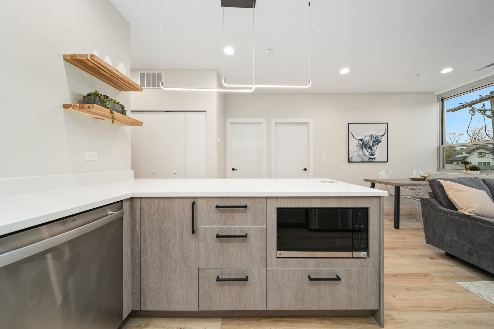 8900 Windemere Avenue, Unit GE Brookfield, IL 60513 - Photo 8 of 14