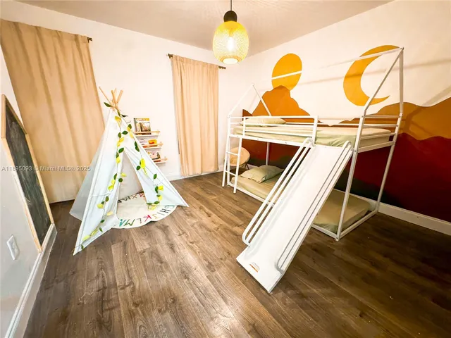 $2,450 | Central North Miami, North Miami, FL 33181