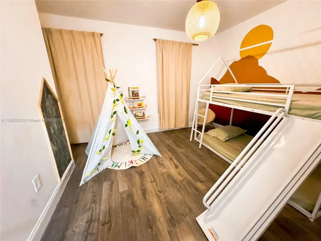 $2,450 | Central North Miami, North Miami, FL 33181